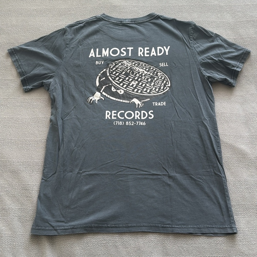 Neuw Records Tee